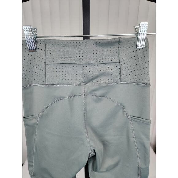 Brooks Method 8" Short Tight Legging Shorts Quick Dry Pewter Women's Size XS - Picture 4 of 12